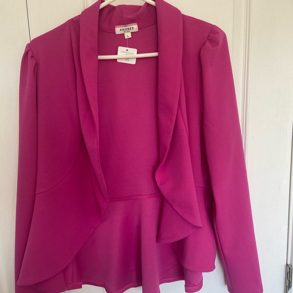 Andree Other - Andree Pink Blazer size large